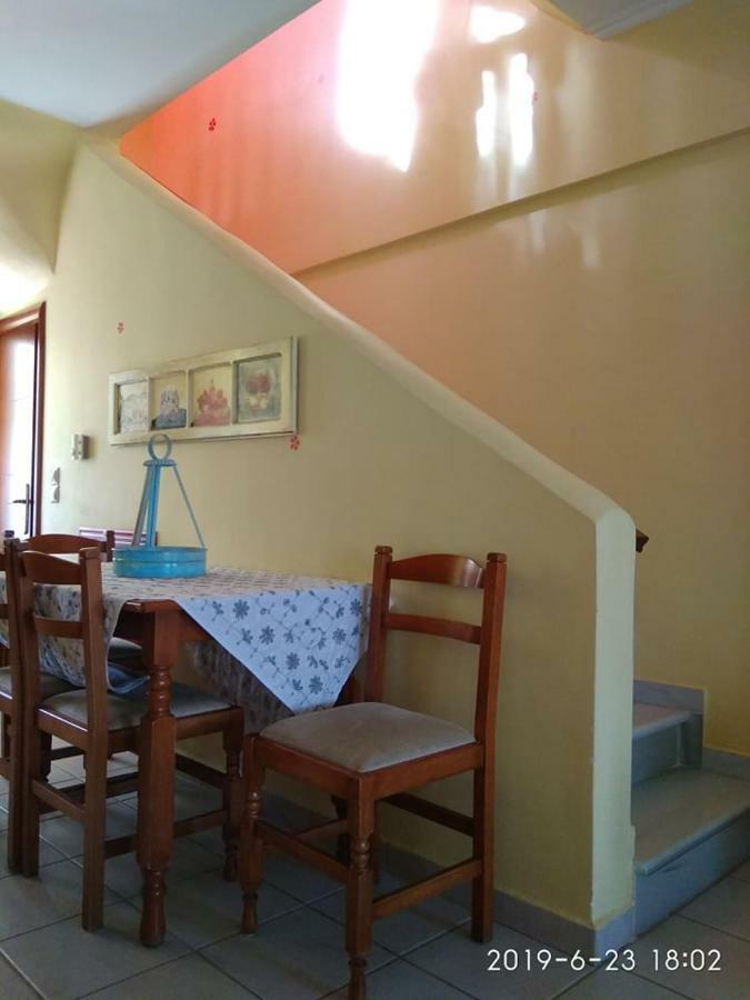 Villa Ladina ลิเกีย ภายนอก รูปภาพ