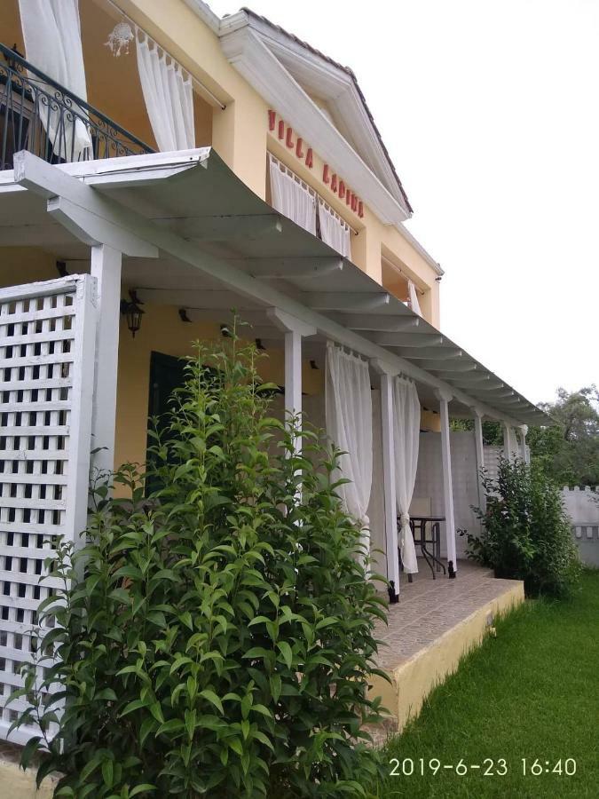 Villa Ladina ลิเกีย ภายนอก รูปภาพ
